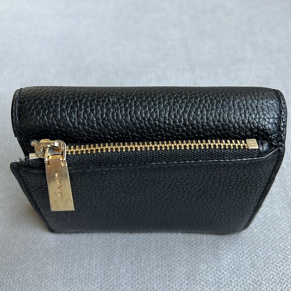 Michael Kors wallet - Picture 3 of 8